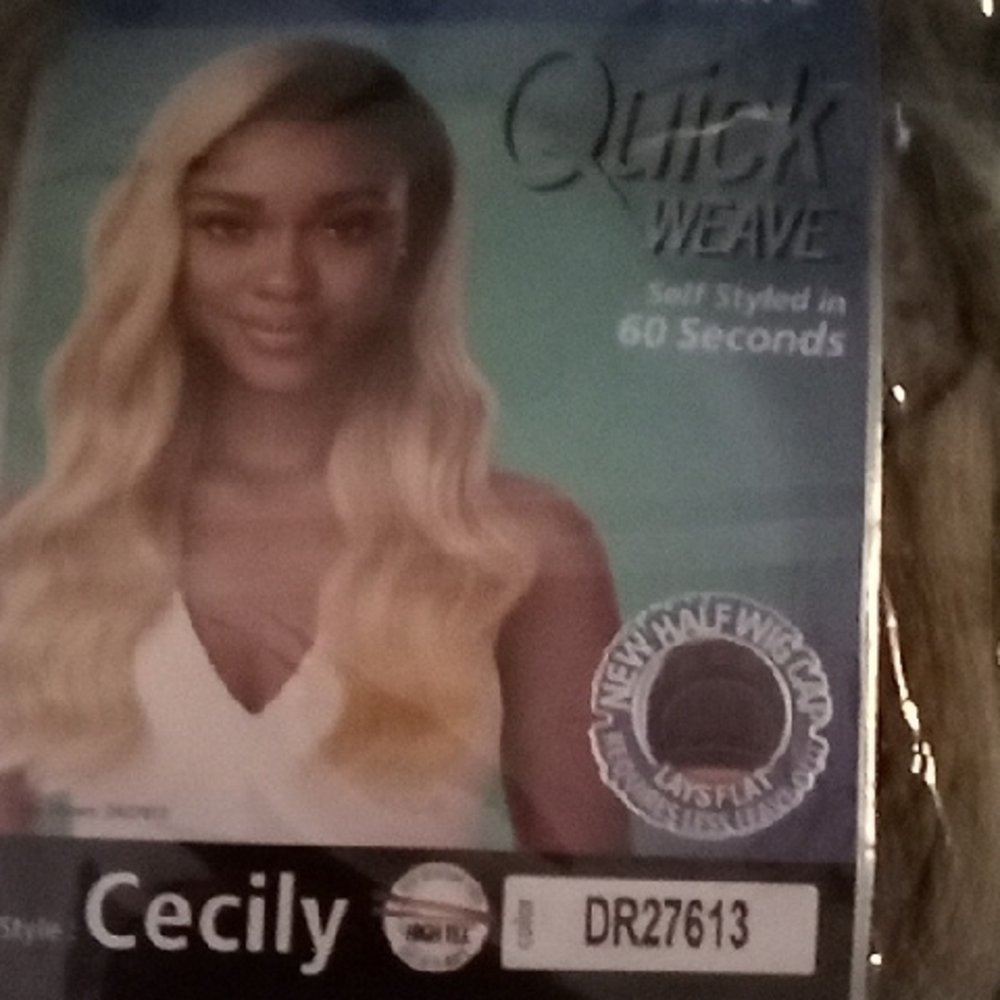 Cecily Blonde Hair Extension